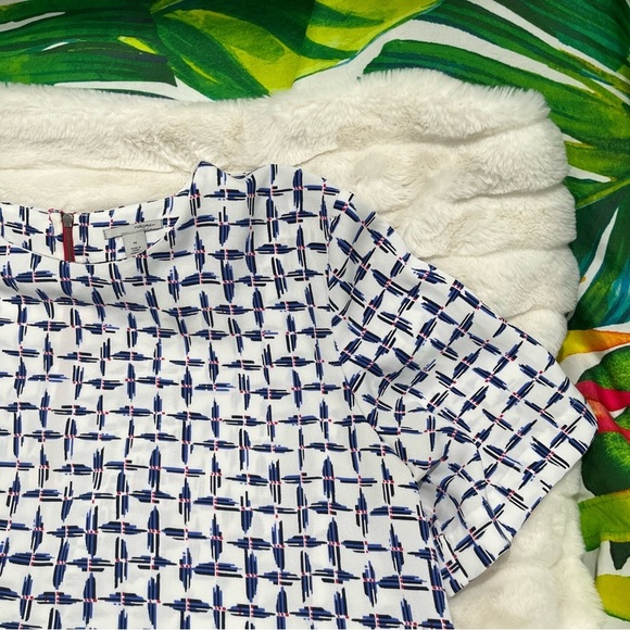EUC $49 Halogen Medium White Blue Criss Cross Pattern Crop Short Sleeve Blouse - Picture 6 of 8